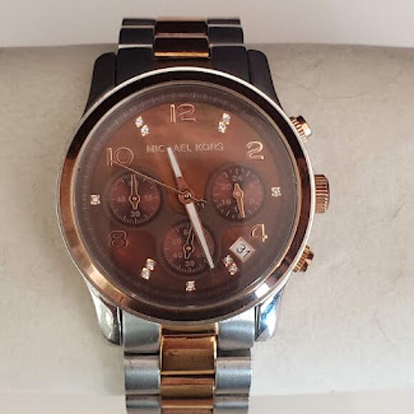 Michael Kors Women's‎ MK5495 Runway Two Tone Chronograph Watch with Brown Dial - Picture 1 of 9